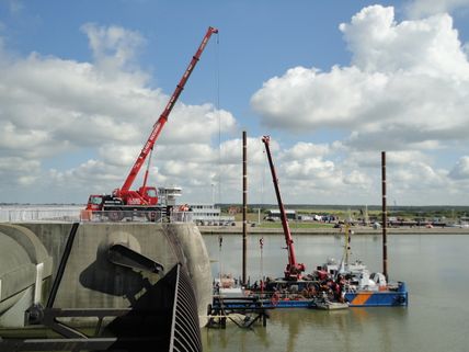 Einsatz von Mobilkränen Reiner Klages Rendsburg